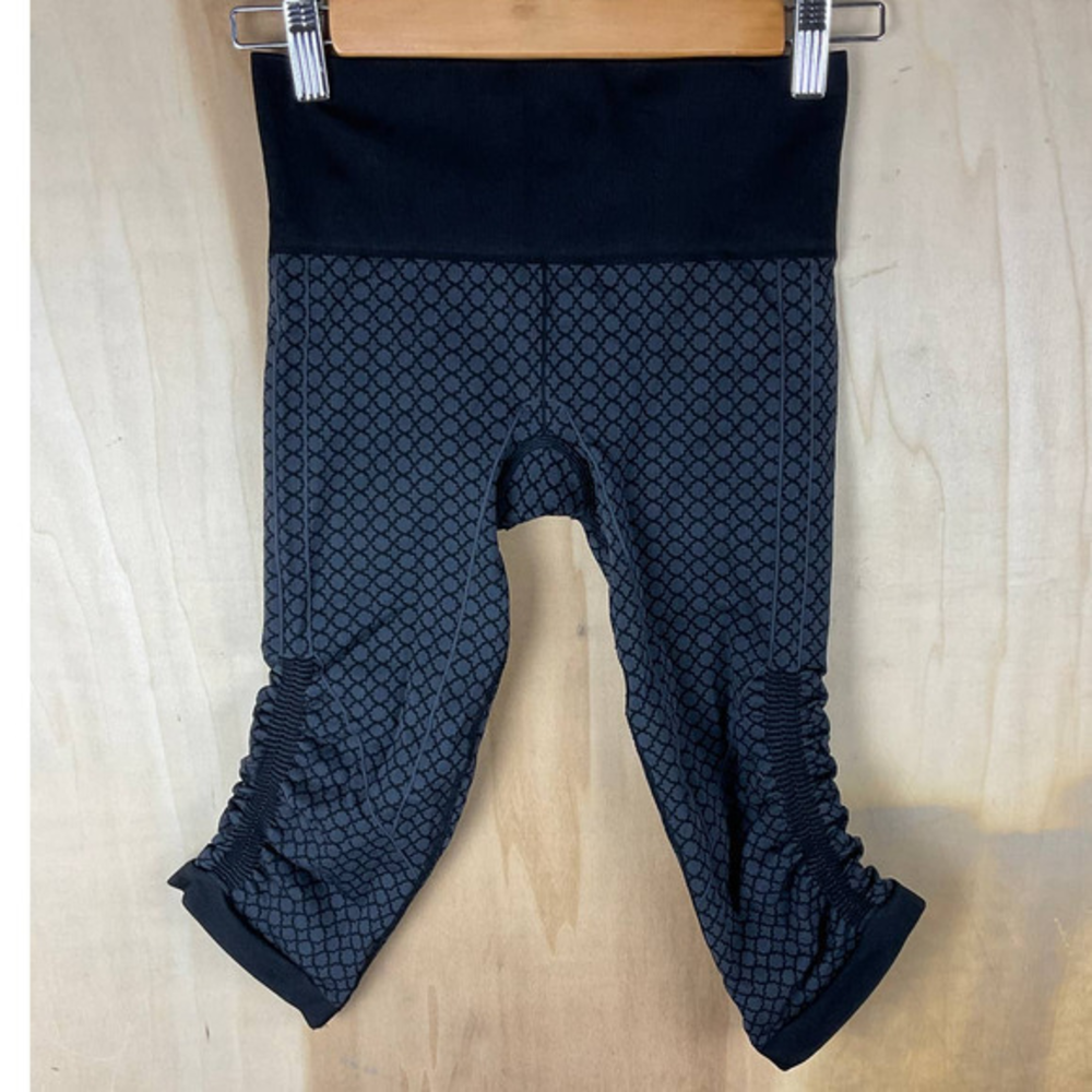 Lululemon Leggings Womens 6 In The‎ Flow Crop